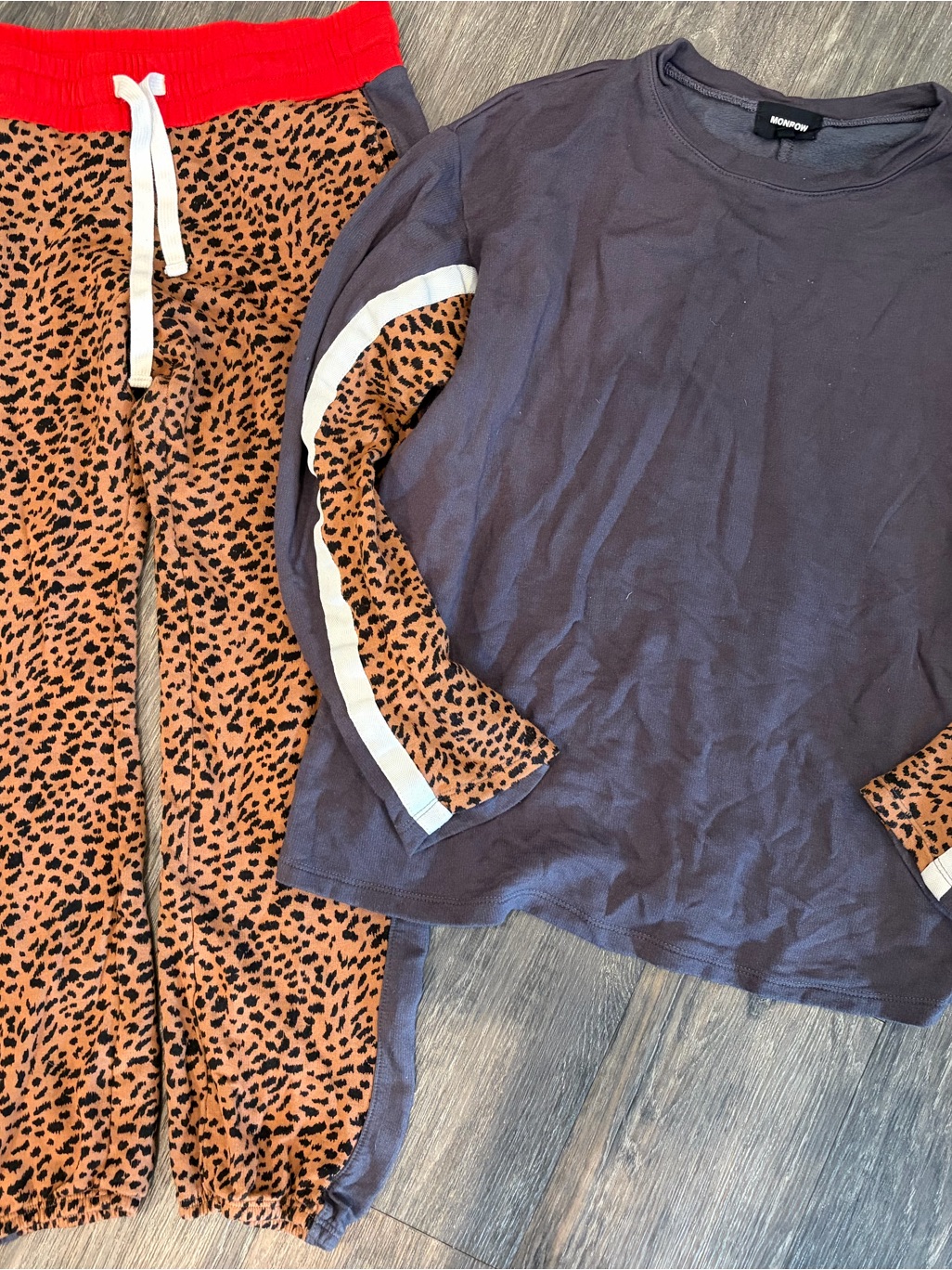 Monrow Leopard Print Lounge Set